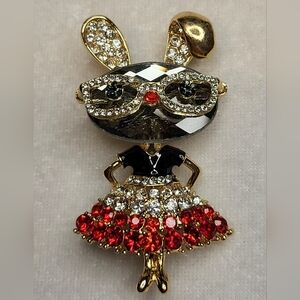 NEW Whimsical Rhinestone Lady Rabbit Brooch / Pin
